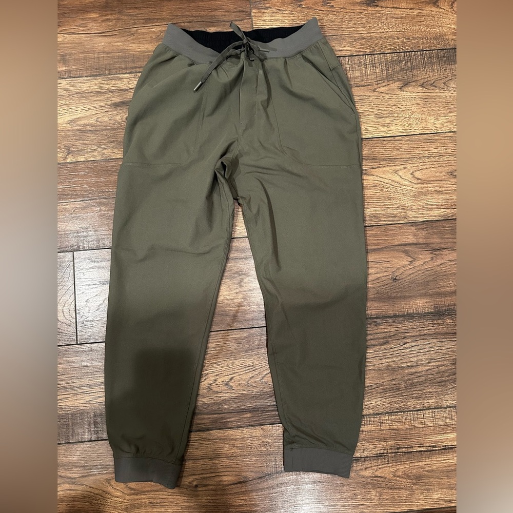 Lululemon Men's Olive Green Jogger Pants-Medium